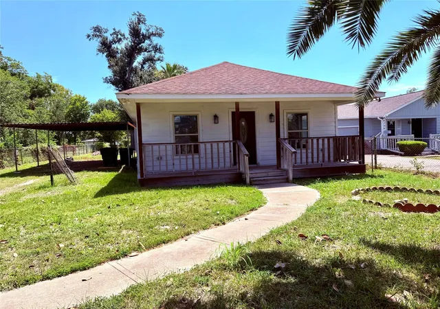 Photo 1 of Single family home for sale at 6310 Kashmere St, Houston, TX 77026 | MLS# 89202608 | Listing updated on 2026-09-16