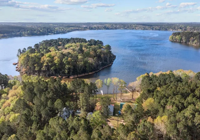 Homes for sale in Grapeland, TX | 600 Pine Island Cove Rd, Grapeland, TX 75844 | MLS# 95298725