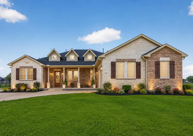 1st image of 803 Lily Ln, Rosharon, TX 77583 | MLS# 11859088