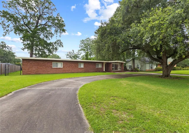 Homes for sale in Beaumont, TX | 980 20th St, Beaumont, TX 77706 | MLS# 58910176