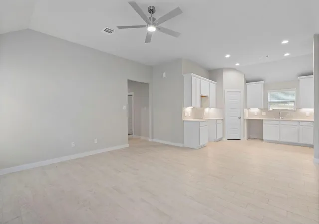 3rd image of 6319 Old Cypress Landing Ln, Humble, TX 77338 | MLS# 93684320