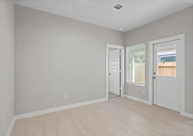 4th image of 6319 Old Cypress Landing Ln, Humble, TX 77338 | MLS# 93684320