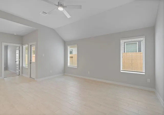 5th image of 6319 Old Cypress Landing Ln, Humble, TX 77338 | MLS# 93684320