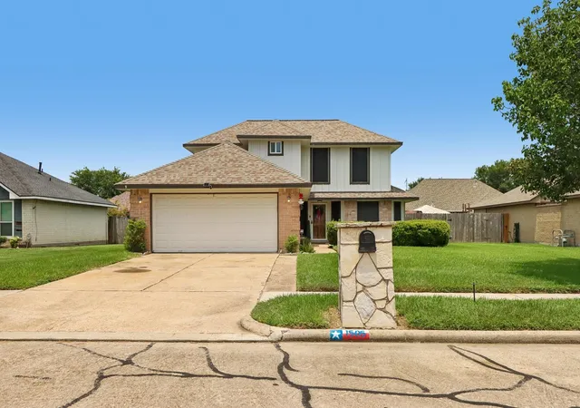 Photo 1 of Sale Pending at 1505 Roosevelt Dr, Deer Park, TX 77536 | MLS# 53047635 | Listing updated on 2026-09-22
