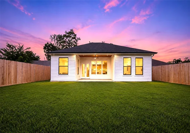 40th image of 1634 Antoine, Houston, TX 77055 | MLS# 68245185