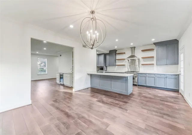 Homes for sale in Houston, TX | 7505 Brompton St, Houston, TX 77025 | MLS# 92856609