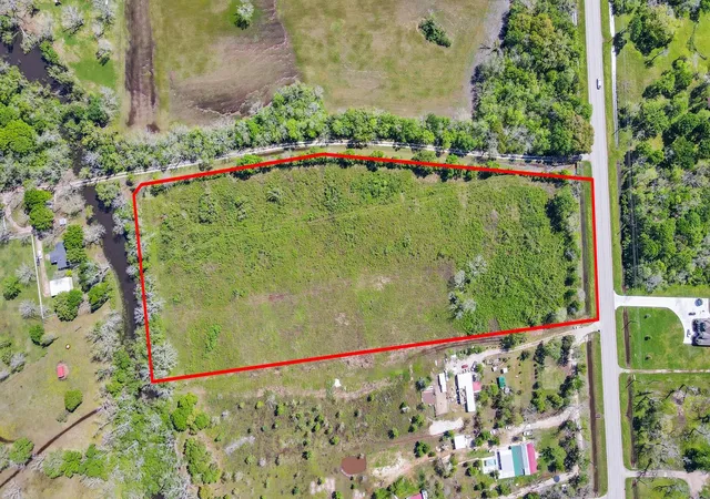 Photo 4 of Land for sale at 1720 W Fm 1462, Rosharon, TX 77583 | MLS# 76796916 | Listing updated on 2026-06-04