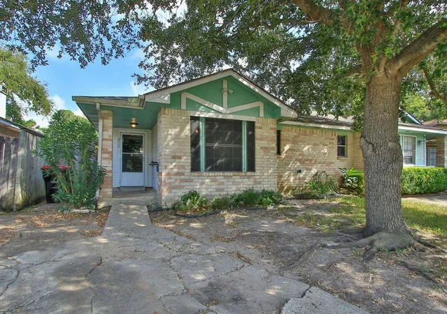 Townhouse for sale at 3111 Oak Rock Cir, Spring, TX 77373 | MLS# 3190420