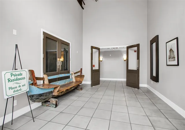 Listing Photo 5 - Condo for sale in building located at 415 Kempner St, Galveston, TX 77550