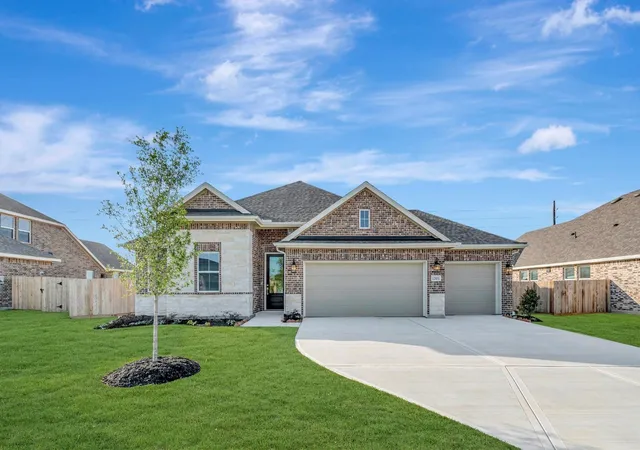 1st image of 12106 Upper Meadows Ave, Mont Belvieu, TX 77535 | MLS# 60897379