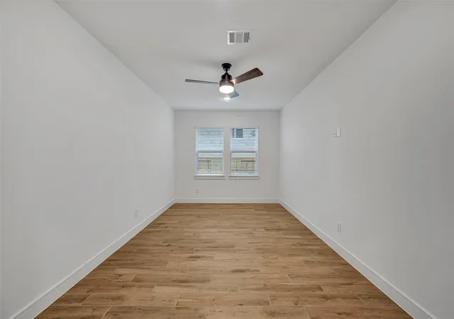 5th image of 12106 Upper Meadows Ave, Mont Belvieu, TX 77535 | MLS# 60897379