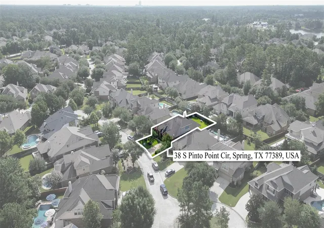2nd image of 38 S Pinto Point Cir, Spring, TX 77389 | MLS# 34359652