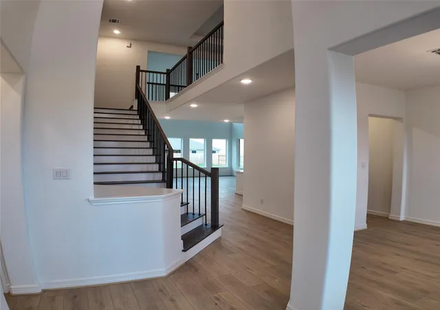 4th image of 30822 Catlin Creek Dr, Waller, TX 77484 | MLS# 95486419