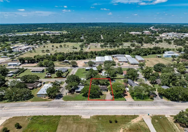 23rd image of 424 Ellinger Rd, La Grange, TX 78945 | MLS# 21206402