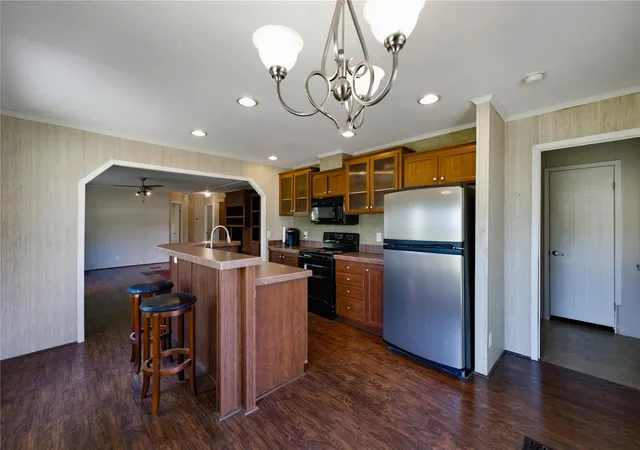 2nd image of 424 Ellinger Rd, La Grange, TX 78945 | MLS# 21206402