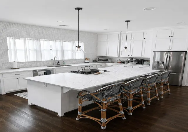 5th image of 4702 Maxie St, Houston, TX 77007 | MLS# 75991830