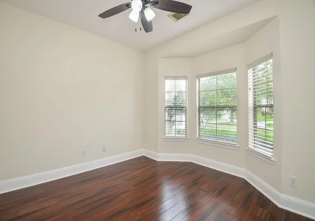 Photo 3 of Single family home for sale at 2735 Driftwood Dr, Manvel, TX 77578 | MLS# 63296195 | Listing updated on 2026-08-25