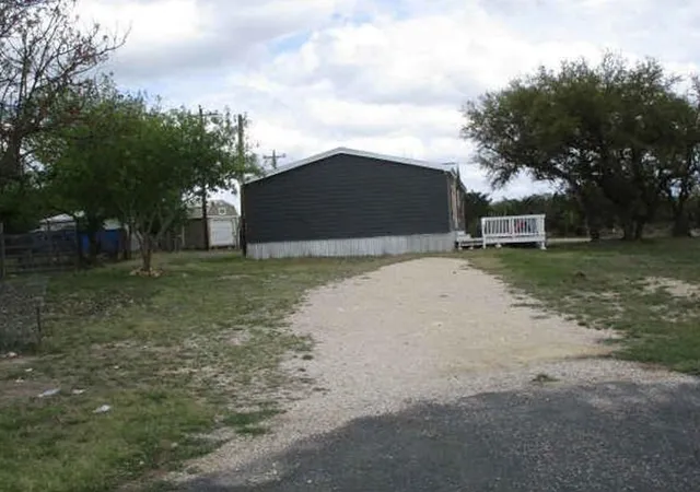 4th image of 105 Oak Ridge Dr, Center Point, TX 78010 | MLS# 47659990