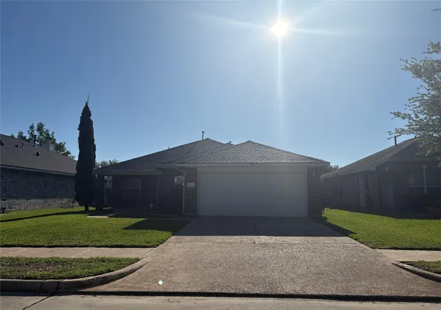 Homes for sale in Baytown, TX | 8210 Greenleaf St, Baytown, TX 77523 | MLS# 37424078