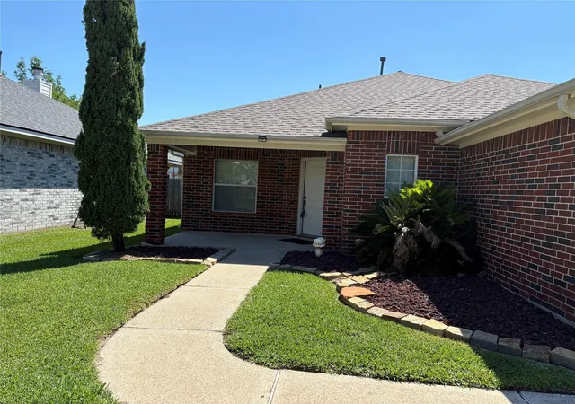 Homes for sale in Baytown, TX | 8210 Greenleaf St, Baytown, TX 77523 | MLS# 37424078