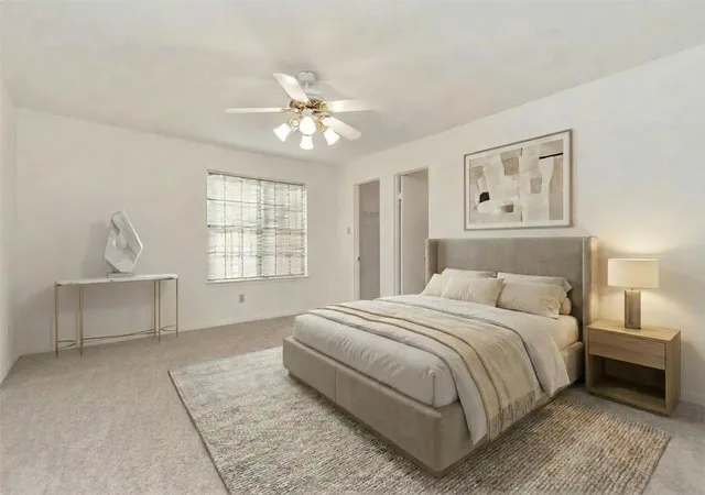 3rd image of 9800 Pagewood Ln, Houston, TX 77042