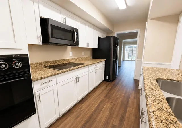 4th image of 1318 Ward Rd #5, Baytown, TX 77520 | MLS# 49183409