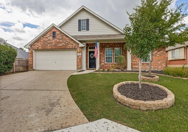 2nd image of 8209 Grayson Wy, Fort Worth, TX 76148 | MLS# 56705656