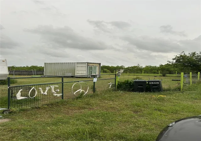4th image of 1206 Bahama Ln, Port Bolivar, TX 77650 | MLS# 31003345