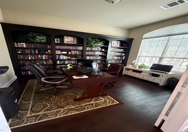 Photo 3 of Single family home for sale at 507 Summer Arbor Cir, Richmond, TX 77469 | MLS# 26720536 | Listing updated on 2026-10-06