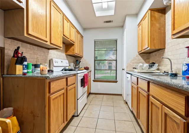 Photo 4 of Sale Pending at 13710 Edgeboro St, Houston, TX 77049 | MLS# 43756770 | Listing updated on 2026-09-07