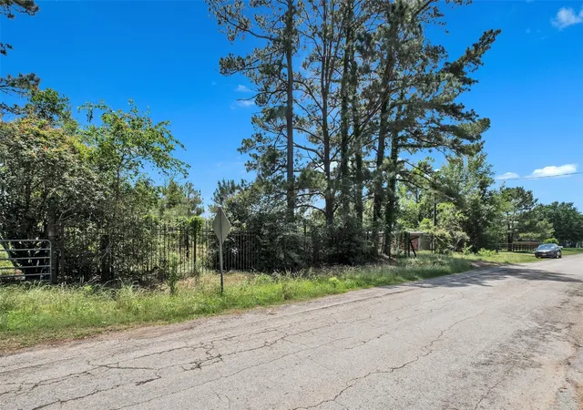 Photo 3 of Land for sale at 36085 Lomax Rd, Brookshire, TX 77423 | MLS# 46649302 | Listing updated on 2026-08-18