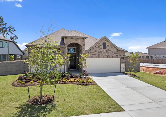 Photo 2 of Single family home for sale at 18028 Brennie Bird Ln, Conroe, TX 77302 | MLS# 46287595 | Listing updated on 2026-09-15