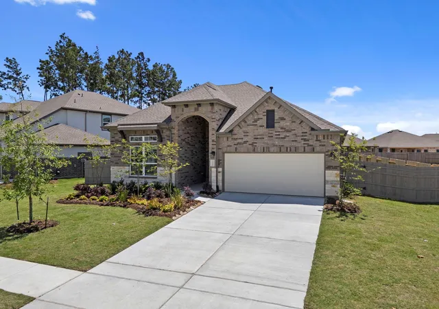 Photo 3 of Single family home for sale at 18028 Brennie Bird Ln, Conroe, TX 77302 | MLS# 46287595 | Listing updated on 2026-09-15