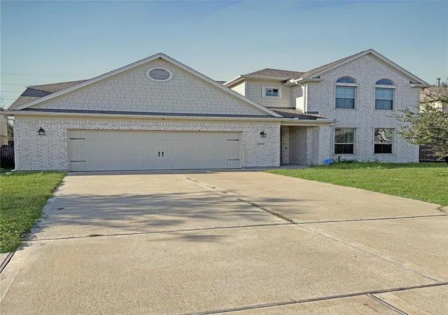 Photo 1 of Single family home for sale at 4922 Lacebark Pine Trl, Rosenberg, TX 77471 | MLS# 67359065 | Listing updated on 2026-08-03