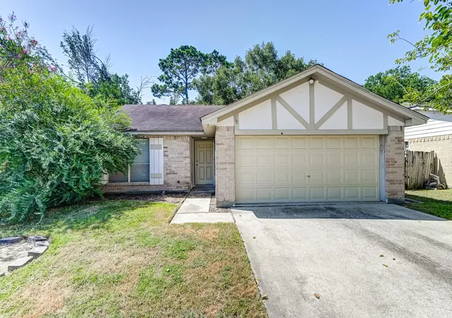 Photo 1 of Single family home for sale at 10015 Enchanted Stone Dr, Houston, TX 77070 | MLS# 60606716 | Listing updated on 2026-08-31