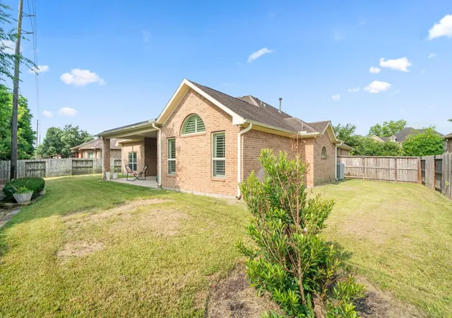 Photo 46 of Sale Pending at 32219 Waterford Crst Ln, Fulshear, TX 77441 | MLS# 14018578 | Listing updated on 2026-09-23