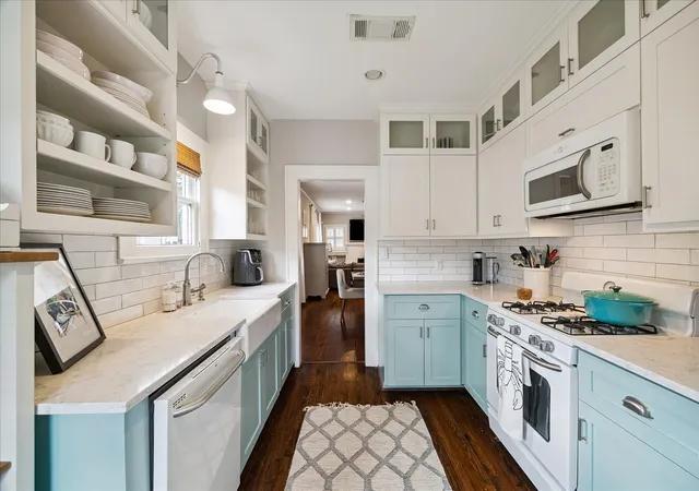3rd image of 1116 Winston St, Houston, TX 77009 | MLS# 16451965