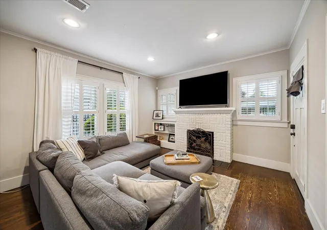 4th image of 1116 Winston St, Houston, TX 77009 | MLS# 16451965