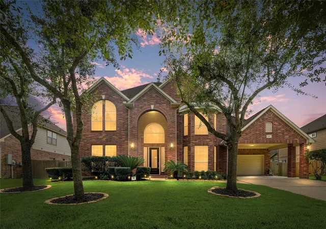 Photo 1 of Single family home for sale at 5307 Amber Sky Ln, Rosharon, TX 77583 | MLS# 16834011 | Listing updated on 2026-08-27
