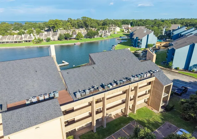 image of 12600 Melville Dr, Montgomery, TX 77356