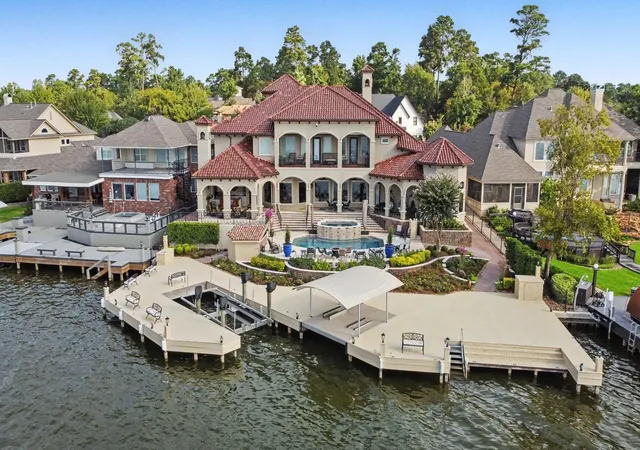 Photo 1 of Mansion for sale at 116 W Shore Ln, Montgomery, TX 77356 | MLS# 96490720 | Listing updated on 2026-09-20