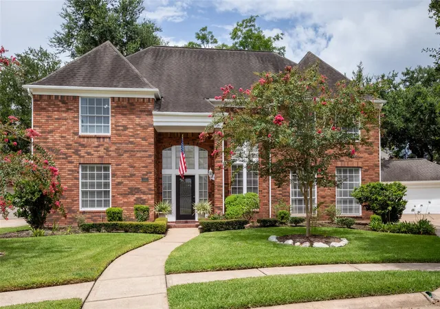1st image of 14 Sterling Ct, Sugar Land, TX 77479 | MLS# 64754553