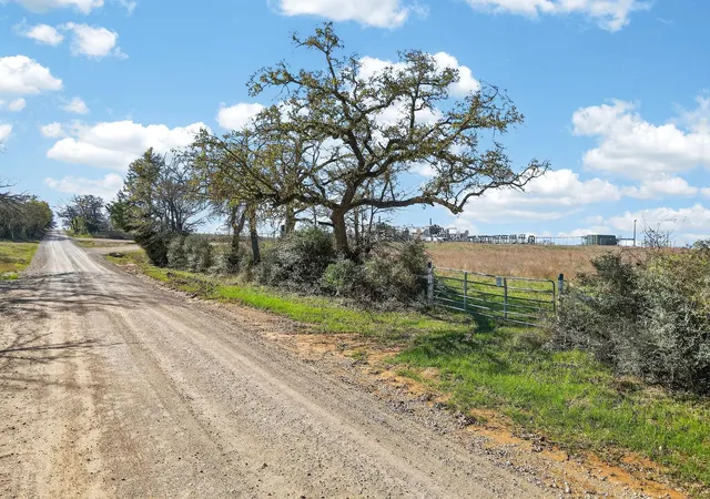 1st image of 2534 Old Hickory Grove Rd, Franklin, TX 77856 | MLS# 97612356