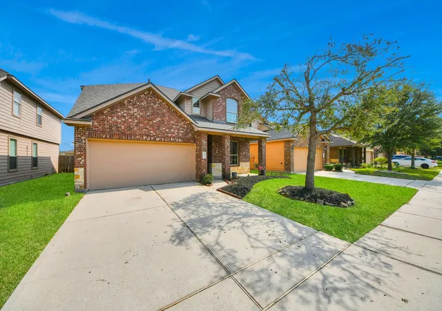 Photo 1 of Single family home for sale at 13935 Long Meadow Dr, Houston, TX 77047 | MLS# 93810727 | Listing updated on 2026-08-28