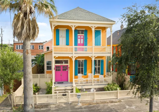 Photo 1 of Single family home for sale at 2122 Ave K, Galveston, TX 77550 | MLS# 18267258 | Listing updated on 2026-09-14
