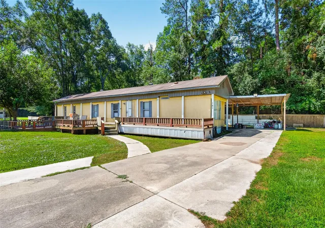 Photo 3 of Single family home for sale at 141 Fitzgerald Ln, Livingston, TX 77351 | MLS# 69248633 | Listing updated on 2026-06-27
