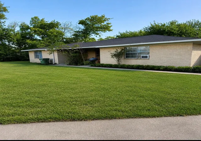 Photo 1 of Land for sale at 2022 Stone Rd, Pearland, TX 77581 | MLS# 10655994 | Listing updated on 2026-08-27