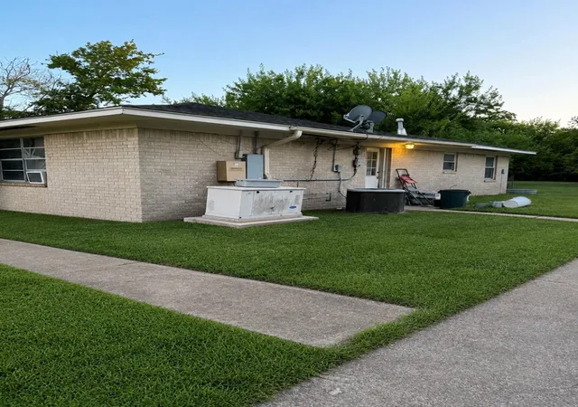 Photo 3 of Land for sale at 2022 Stone Rd, Pearland, TX 77581 | MLS# 10655994 | Listing updated on 2026-08-27