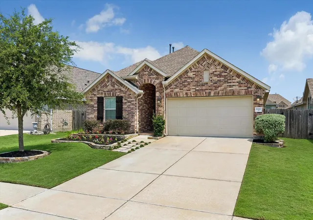 Photo 1 of Single family home for sale at 11442 Liger Dr, Tomball, TX 77375 | MLS# 84974554 | Listing updated on 2026-10-05