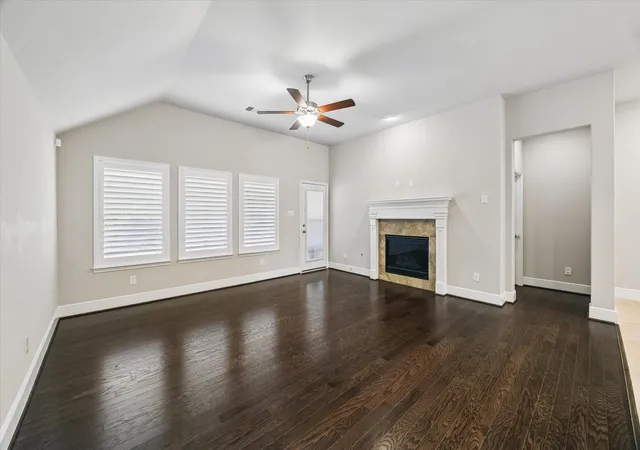 Photo 3 of Single family home for sale at 11442 Liger Dr, Tomball, TX 77375 | MLS# 84974554 | Listing updated on 2026-10-05